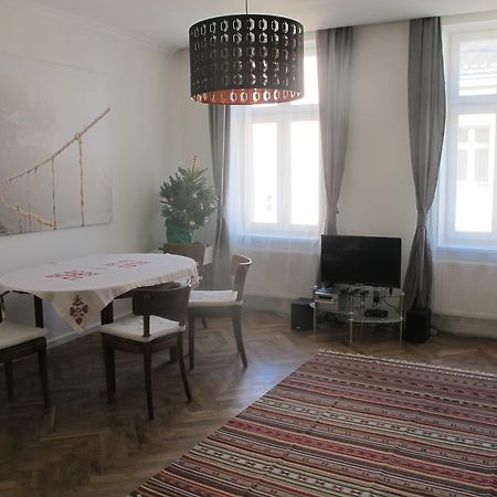 クラクフApartament Czapskich Big Houseアパートメント エクステリア 写真